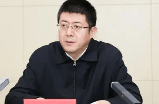 河内1.5分彩：他任安徽省委常委，曾是人民日报记者、中组部干部