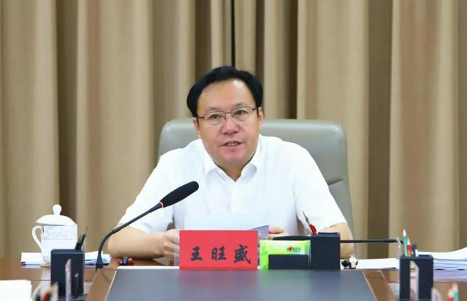 河内1.5分彩：他任安徽省委常委，曾是人民日报记者、中组部干部