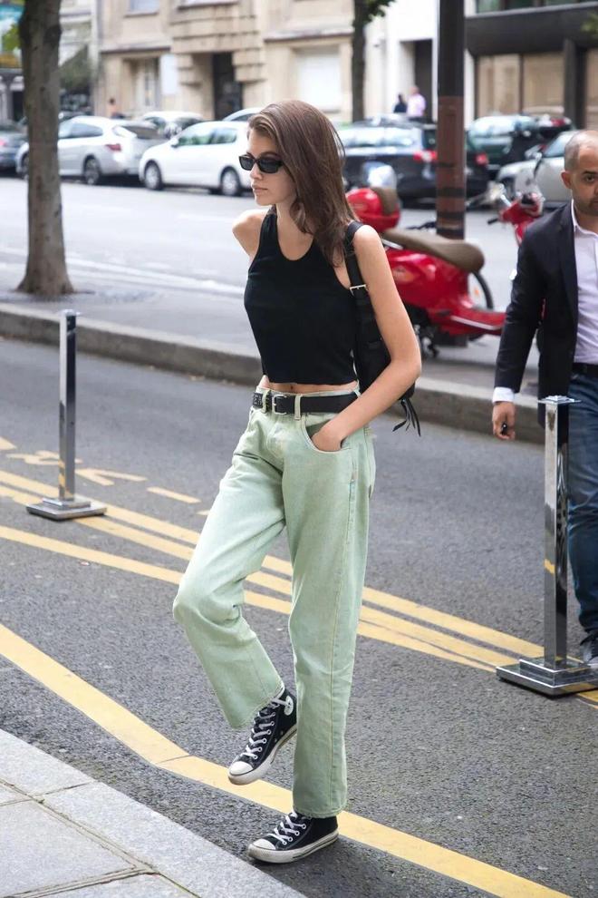 门徒登录：今年春夏的裤子，彩色的更好看！